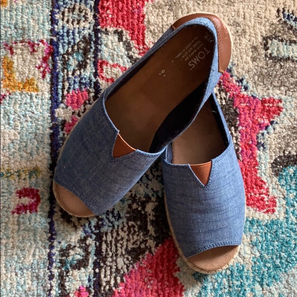 TOMS  chambray peep toe